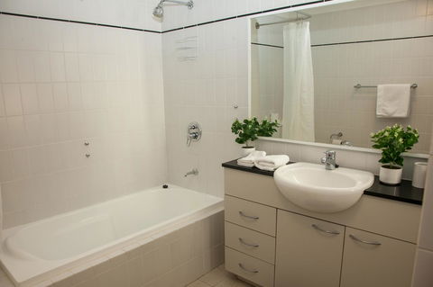 Perth Short Stays - Tourism Hervey Bay 18