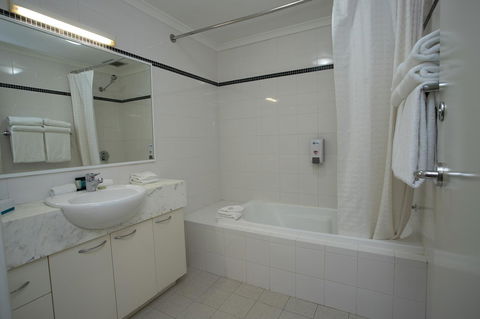 Perth Short Stays - Tourism Hervey Bay 17
