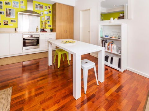 Home Apartment - Perth City Centre - Free WiFi - Hervey Bay Accommodation 10