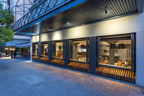 Mantra On Hay Perth - Hervey Bay Accommodation 17