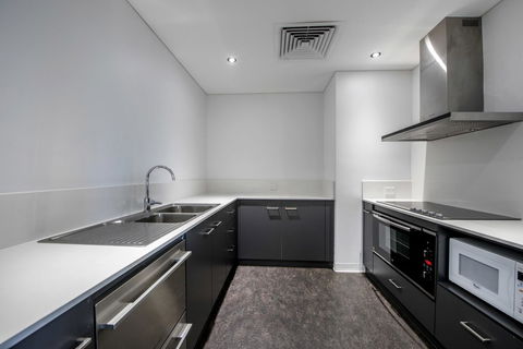 Mantra On Hay Perth - Hervey Bay Accommodation 15
