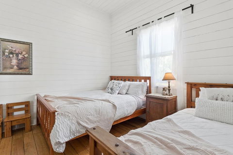 Lavender Cottage - Tourism Hervey Bay 10