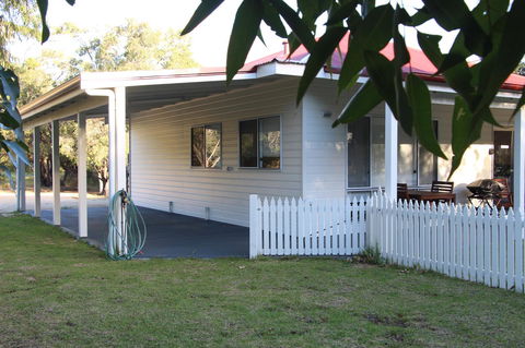 Sapphire Chalets, Augusta - Hervey Bay Accommodation 6