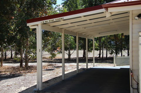 Sapphire Chalets, Augusta - Hervey Bay Accommodation 7