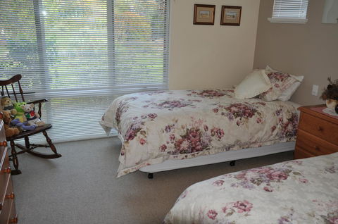 Glenelg On King Bed & Breakfast - Tourism Hervey Bay 28