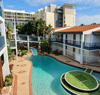 West Beach Lagoon 220 Stylish and Cozy - Hervey Bay Accommodation