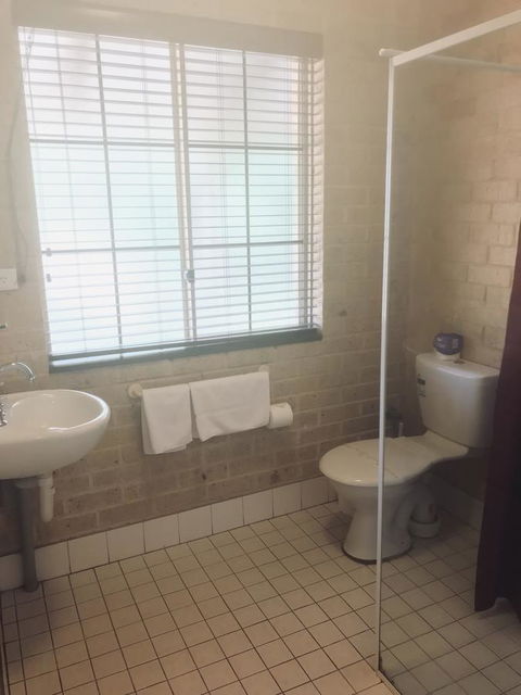 Travellers Rest Motel - Hervey Bay Accommodation 10