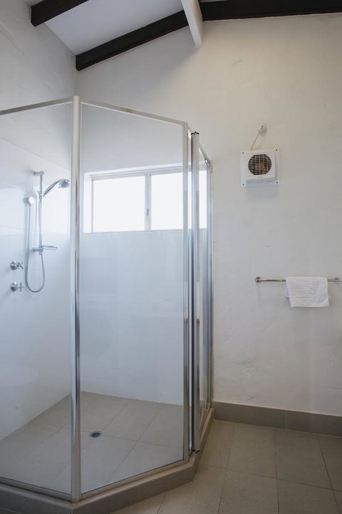 Canal Rocks Beachfront Apartments - Tourism Hervey Bay 30