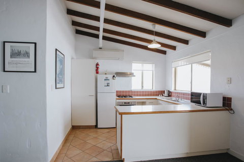 Canal Rocks Beachfront Apartments - Tourism Hervey Bay 21