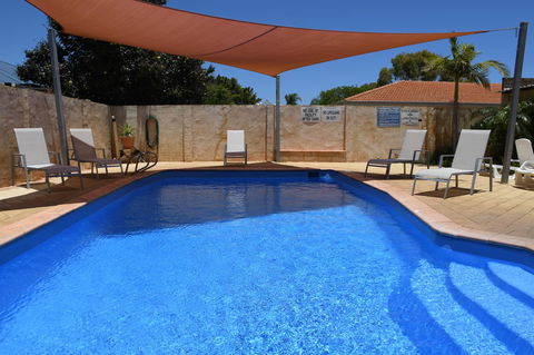 Kalbarri Seafront Villas - Tourism Hervey Bay 8