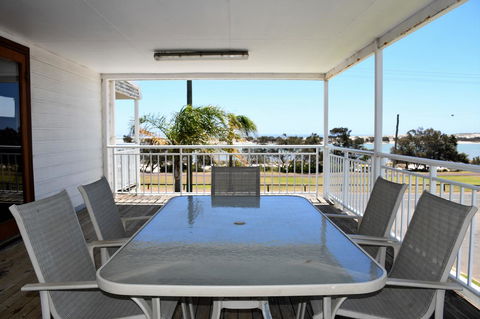 Kalbarri Seafront Villas - Tourism Hervey Bay 4