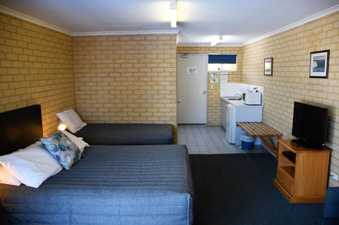 Kalbarri Seafront Villas - Tourism Hervey Bay 27
