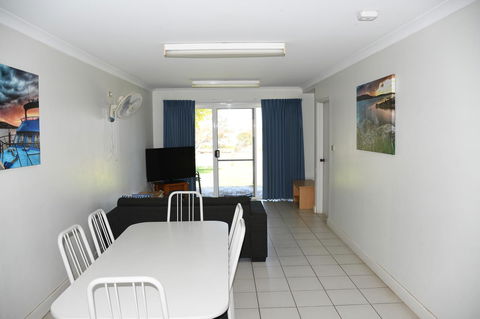 Kalbarri Seafront Villas - Tourism Hervey Bay 3