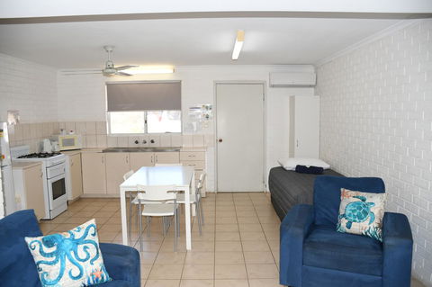 Kalbarri Seafront Villas - Tourism Hervey Bay 17