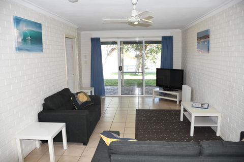 Kalbarri Seafront Villas - Tourism Hervey Bay 13
