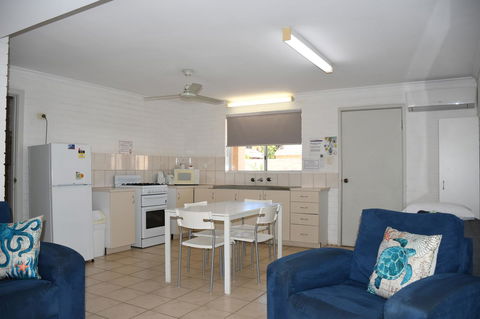 Kalbarri Seafront Villas - Tourism Hervey Bay 23
