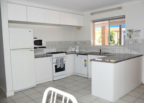 Kalbarri Seafront Villas - Tourism Hervey Bay 6