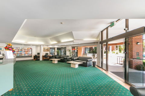 Great Eastern Motor Lodge - Tourism Hervey Bay 1