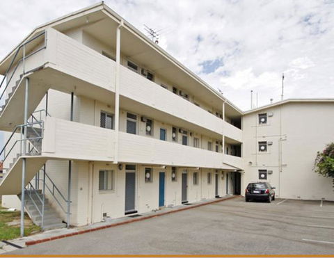 Malibu Apartments - Perth - Tourism Hervey Bay 0