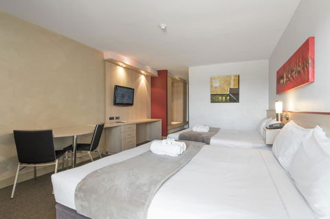 Metro Hotel Perth - Hervey Bay Accommodation 24