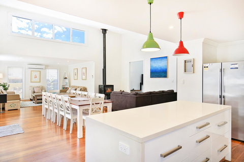 Calming Waters - Pet Friendly - Community Pool - Hervey Bay Accommodation 13