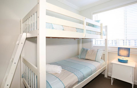 Calming Waters - Pet Friendly - Community Pool - Hervey Bay Accommodation 20