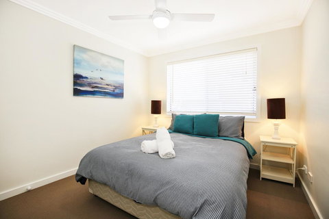 Calming Waters - Pet Friendly - Community Pool - Hervey Bay Accommodation 17