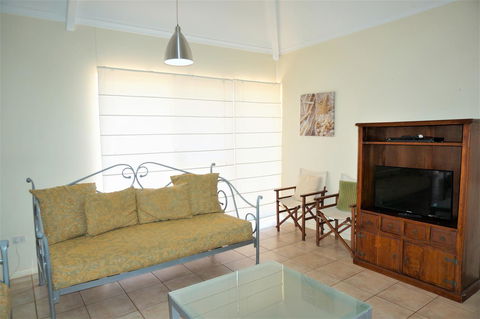 Osprey Holiday Village Unit 110 - Tourism Hervey Bay 6