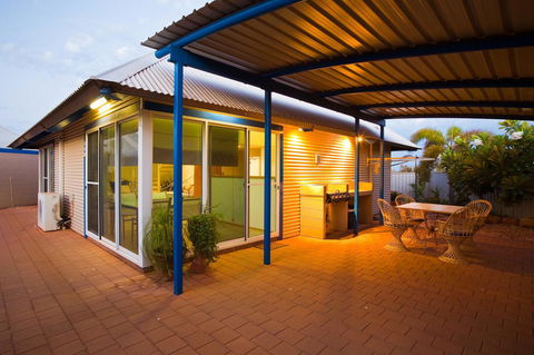Osprey Holiday Village Unit 110 - Tourism Hervey Bay 17