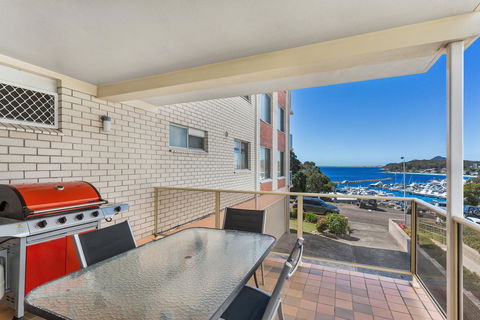 Laman Lodge, Unit 2, 15 Laman Street - Tourism Hervey Bay 12