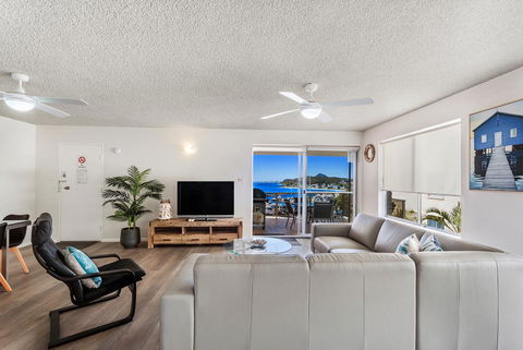 Laman Lodge, Unit 2, 15 Laman Street - Tourism Hervey Bay 0