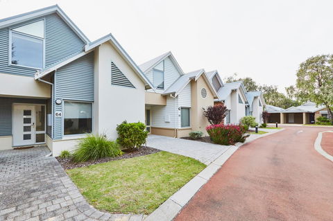 Cape View Beach Resort - Hervey Bay Accommodation 3