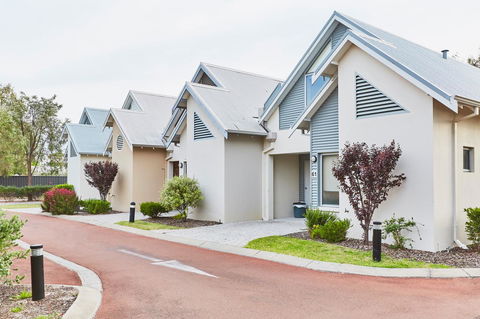 Cape View Beach Resort - Hervey Bay Accommodation 4