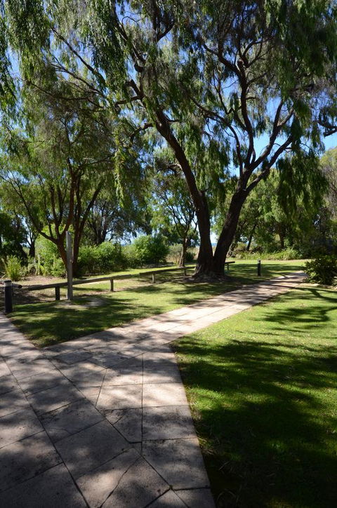 Cape View Beach Resort - Hervey Bay Accommodation 38