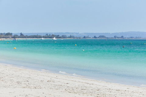 Cape View Beach Resort - Hervey Bay Accommodation 1