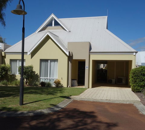 Cape View Beach Resort - Hervey Bay Accommodation 20