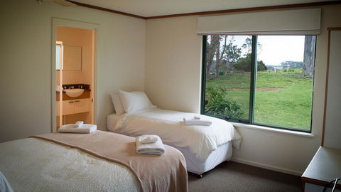 Karri Mia Chalets And Studios - Tourism Hervey Bay 10