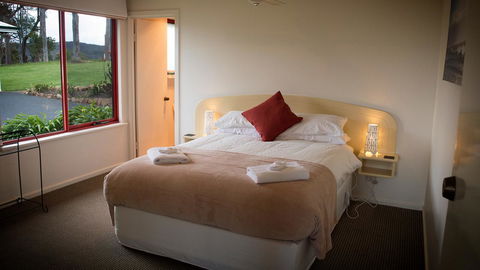 Karri Mia Chalets And Studios - Tourism Hervey Bay 7