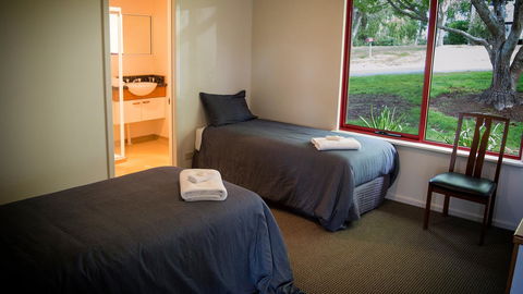 Karri Mia Chalets And Studios - Tourism Hervey Bay 16