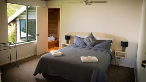 Karri Mia Chalets And Studios - Tourism Hervey Bay 18