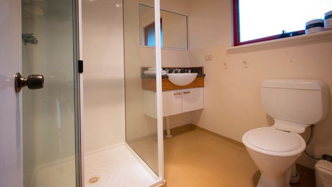Karri Mia Chalets And Studios - Tourism Hervey Bay 26