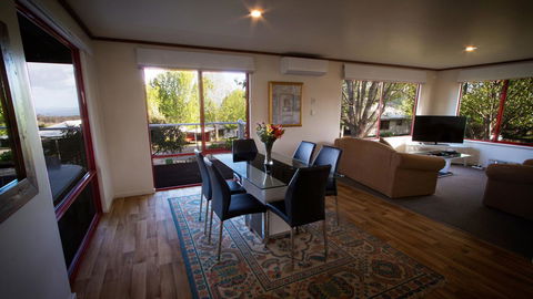 Karri Mia Chalets And Studios - Tourism Hervey Bay 13
