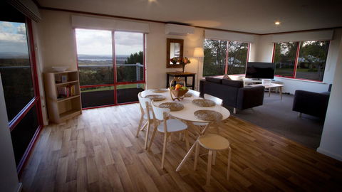 Karri Mia Chalets And Studios - Tourism Hervey Bay 4