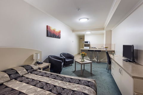 Comfort Inn & Suites Goodearth Perth - Hervey Bay Accommodation 13