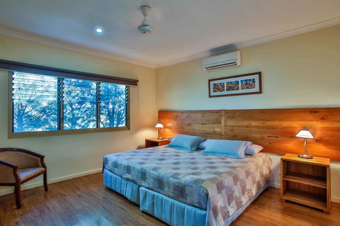 Kimberley Hotel - Hervey Bay Accommodation 1
