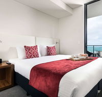 Ramada by Wyndham VetroBlu Scarborough Beach - Hervey Bay Accommodation