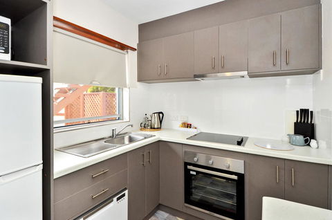 Dolphin Lodge Albany - Self Contained Apartments At Middleton Beach - Tourism Hervey Bay 31