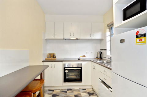 Dolphin Lodge Albany - Self Contained Apartments At Middleton Beach - Tourism Hervey Bay 9