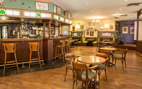 The Continental Hotel - Tourism Hervey Bay 3