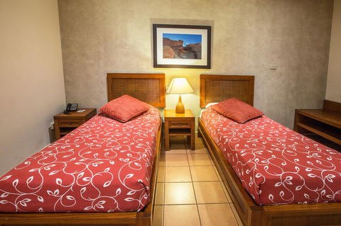 The Continental Hotel - Tourism Hervey Bay 38